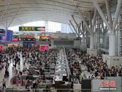 深圳铁路八天到发旅客逾674万人次 单站屡破纪录